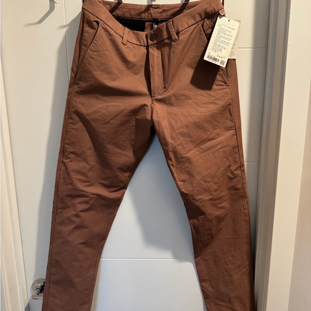 Lululemon Commission Pant Slim 34” Length - Size 32